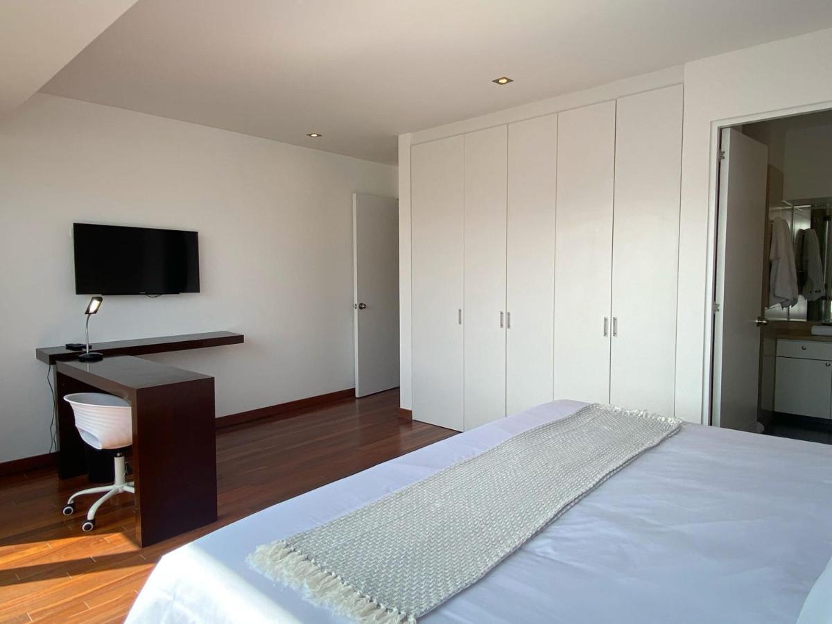 Picturesque 2br With Balcony In Miraflores *